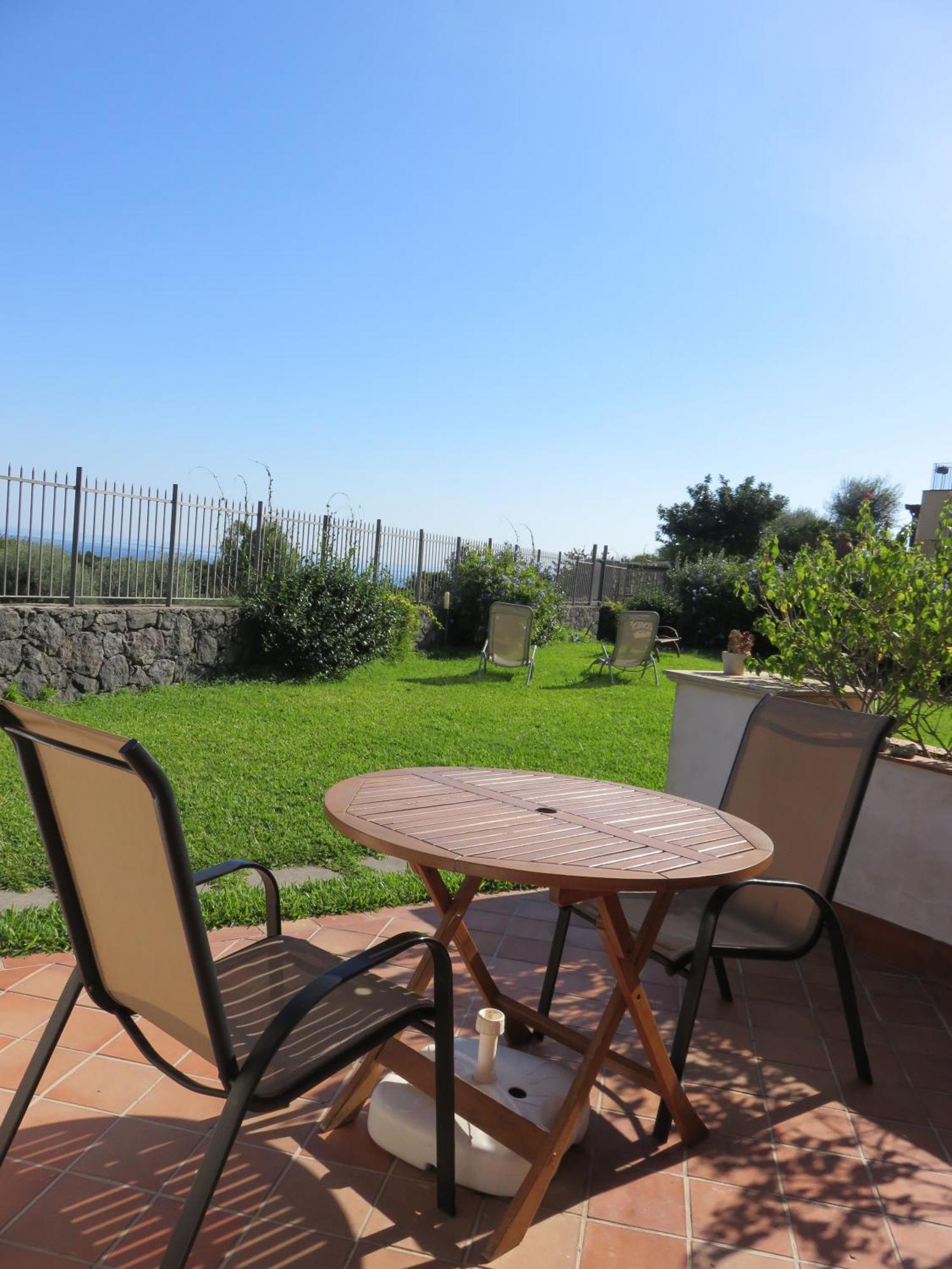 Case Vacanze Residence Trinacria Acireale Exteriör bild