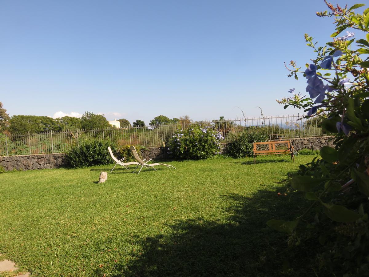 Case Vacanze Residence Trinacria Acireale Exteriör bild